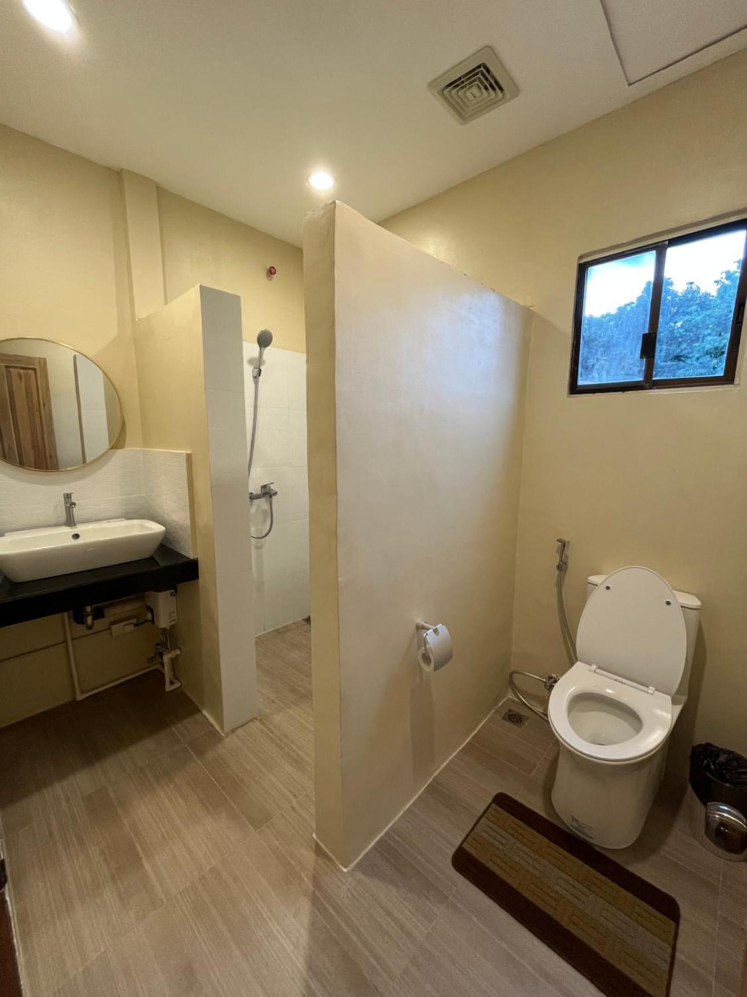Red Knight Gardens Hotel