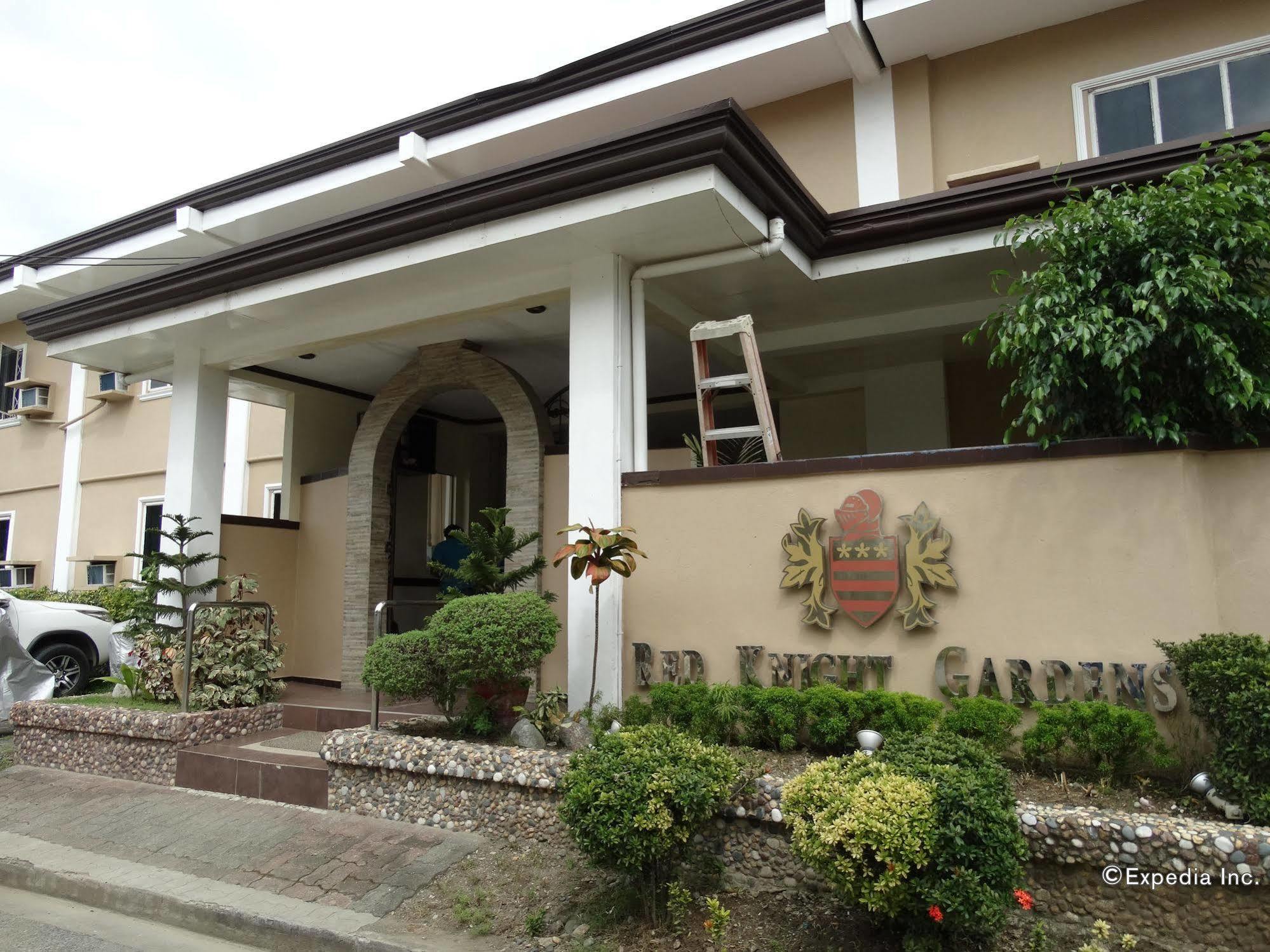 Red Knight Gardens 2* Davao