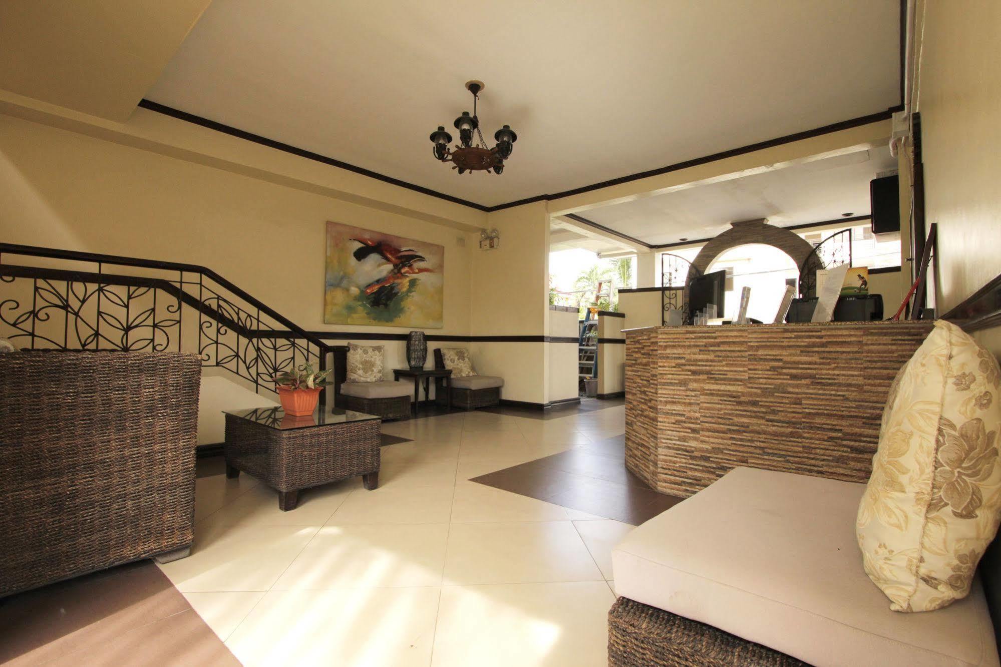 Red Knight Gardens Hotel Davao
