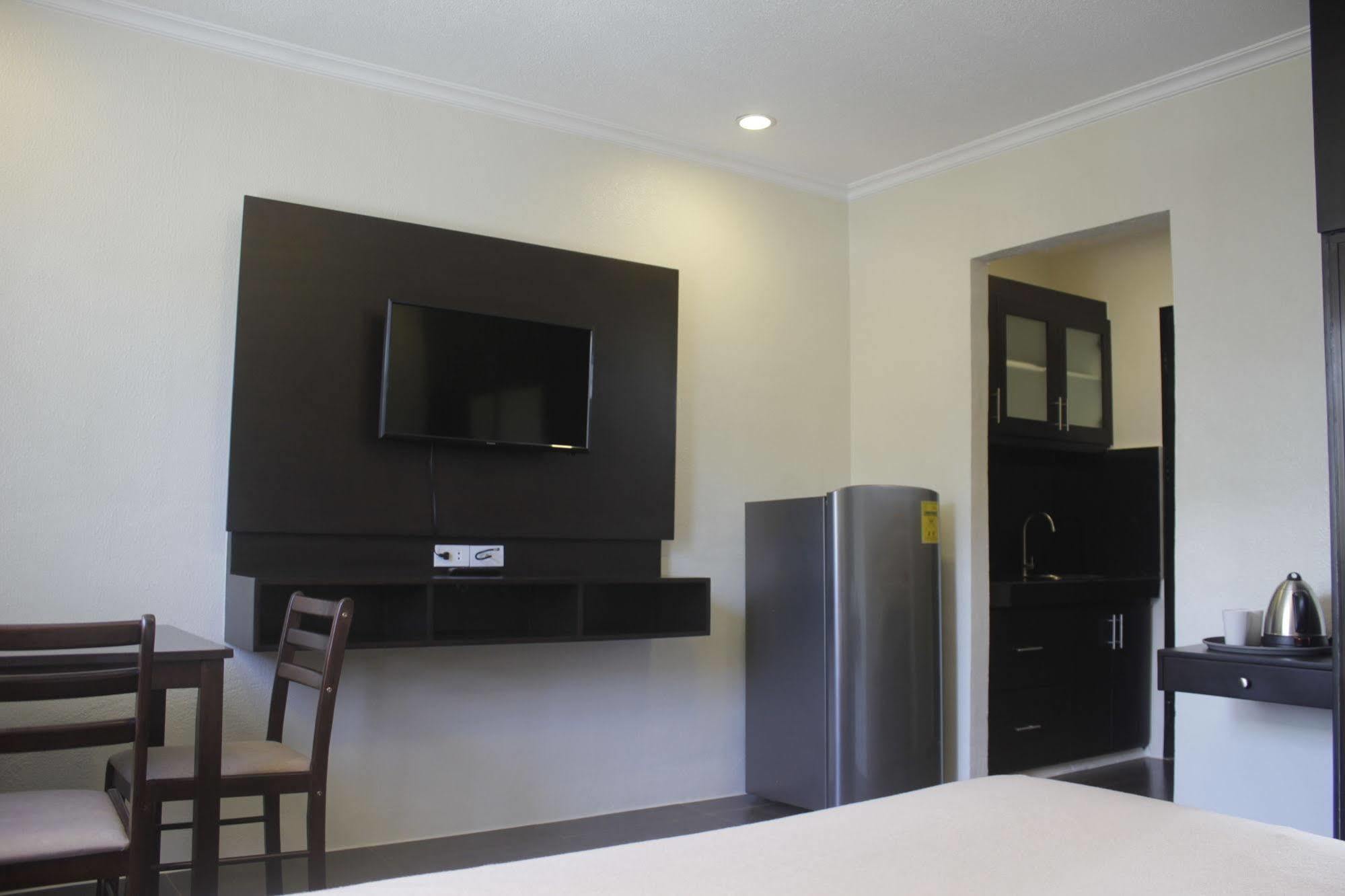 Hotel Red Knight Gardens 2*